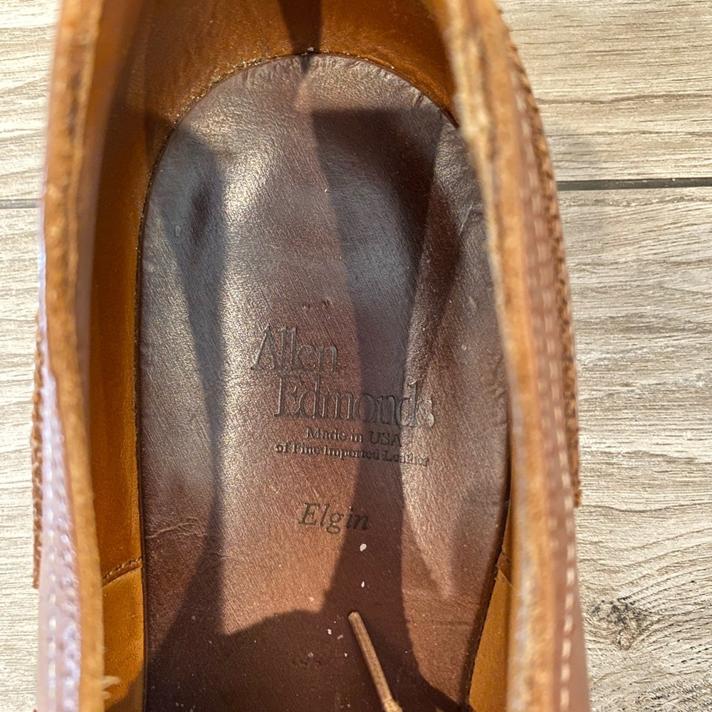 - 🚫 SOLD - Allen Edmonds Men’s Cap Toe Lace Ups - Picture 6 of 9